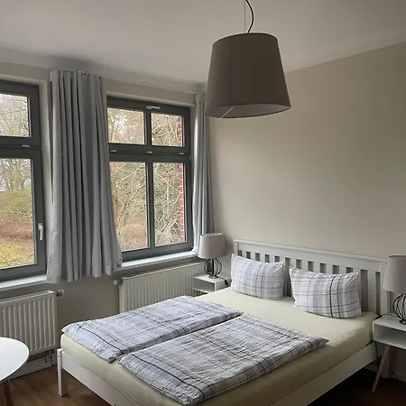 Alte Haeuslerei *
